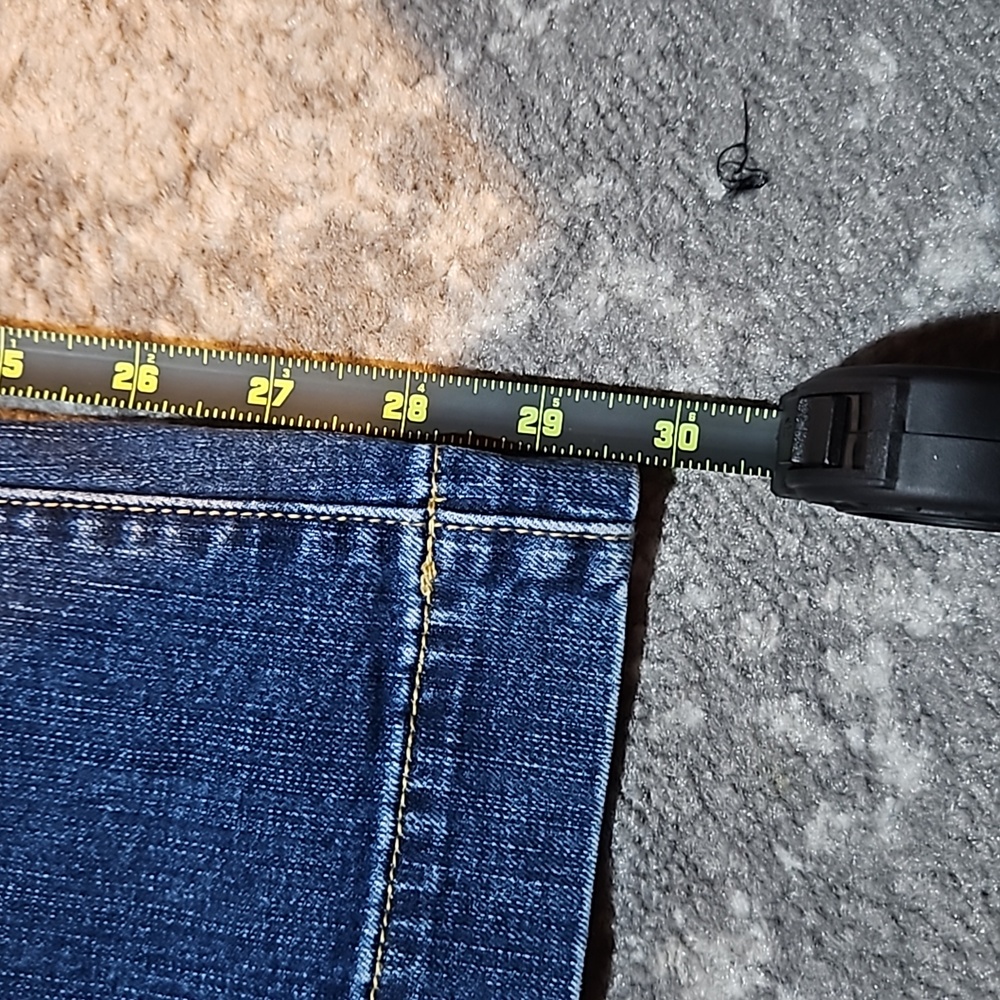 TORRID MID RISE FLARE DENIM JEANS SIZE 22 SHORT - Picture 5 of 6